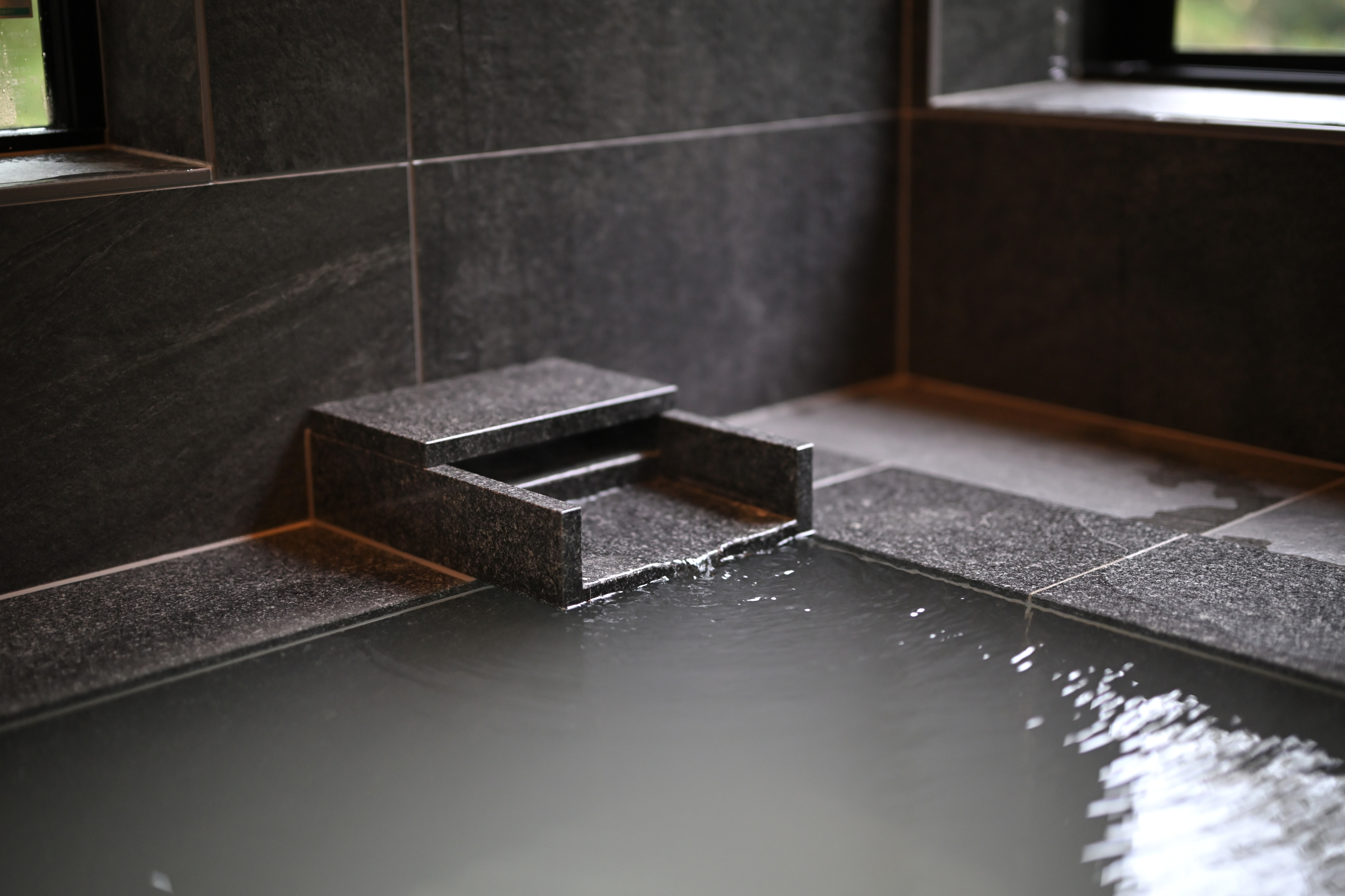 日帰り温泉おすすめ4選│関東から行ける那須・伊豆・熱海・山中湖で歴史と自然を感じる旅へ